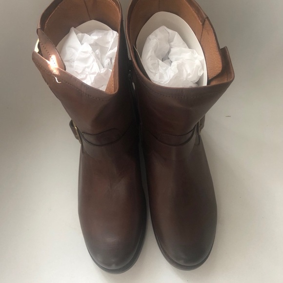 Frye Vicky Engineer Leather Boot - Picture 6 of 16